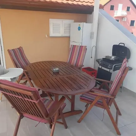 Apartament Petar Vir